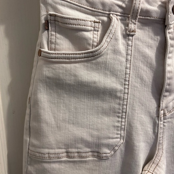 Judy Blue Wide Leg Ecru Crop Women’s size 5/27 - Picture 3 of 7